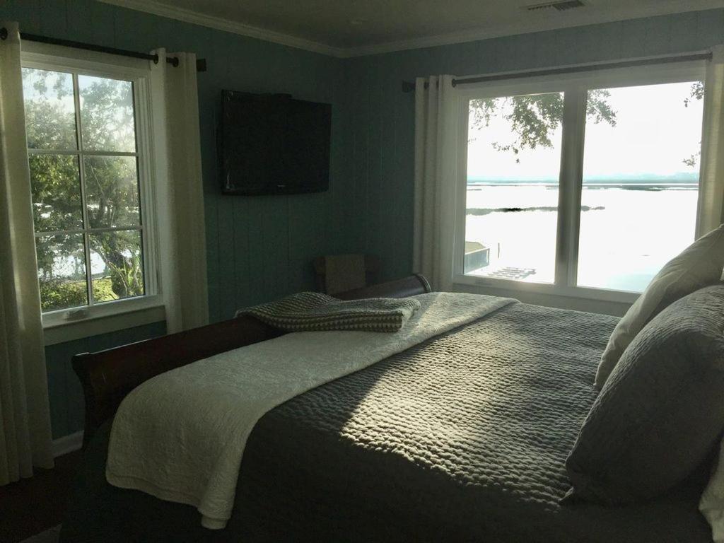 马瑞斯茵利Waterside Retreat住宿加早餐旅馆 外观 照片